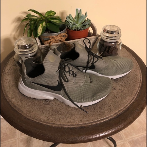 Nike Other - Nike men’s sneaker